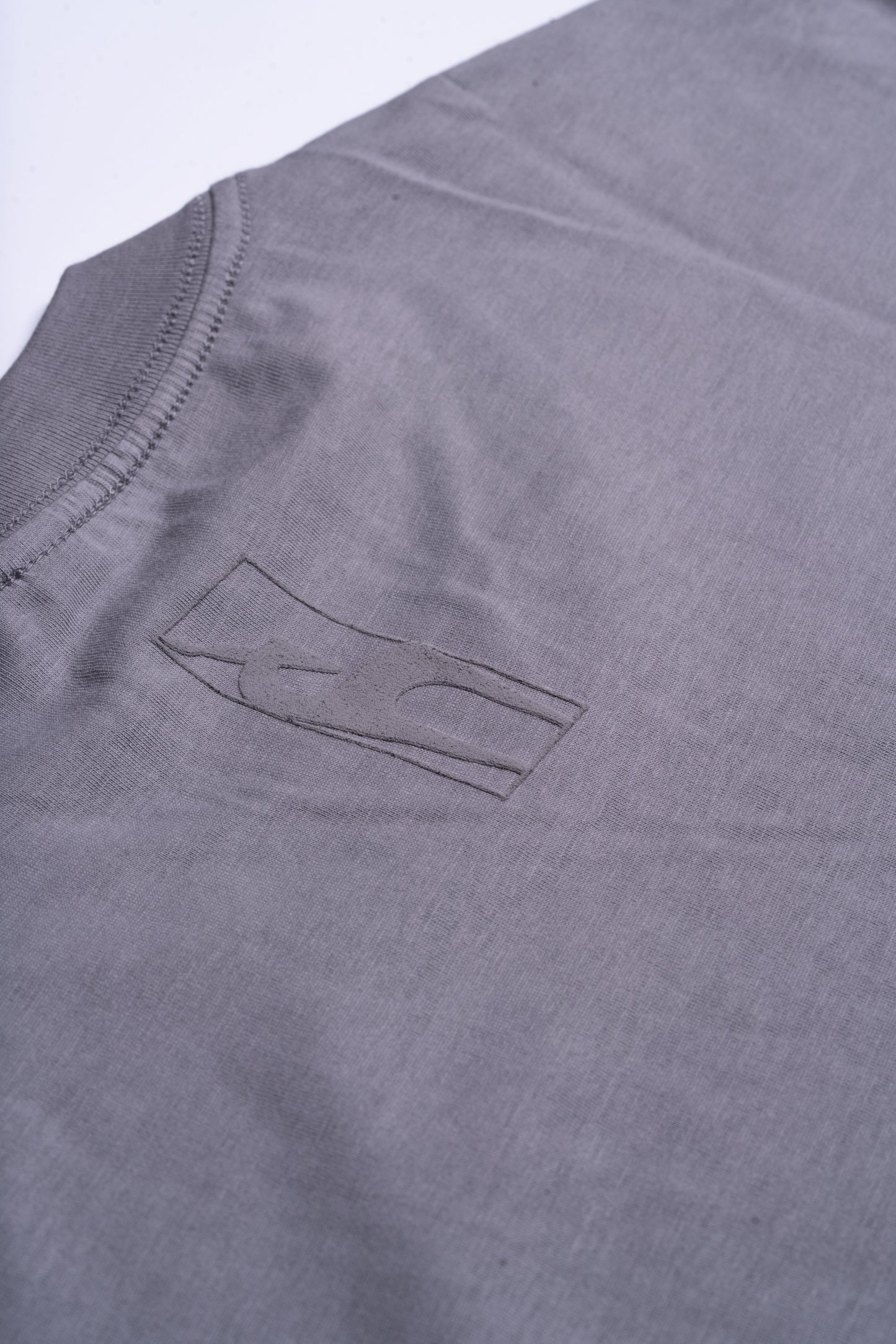 Women's AE Silver/Grey tee